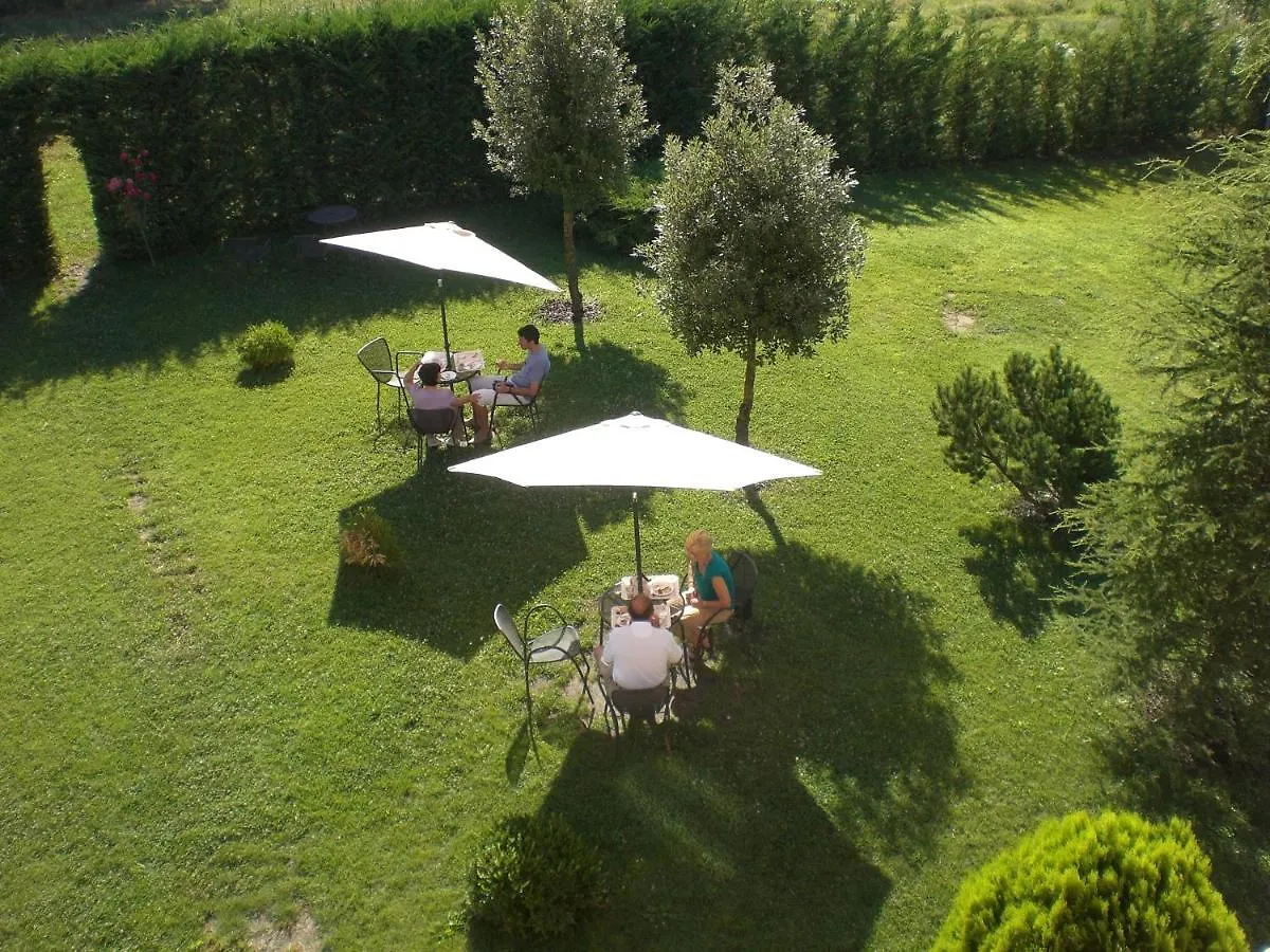 Fonte Dei Tufi Bed & Breakfast Siena 3*,