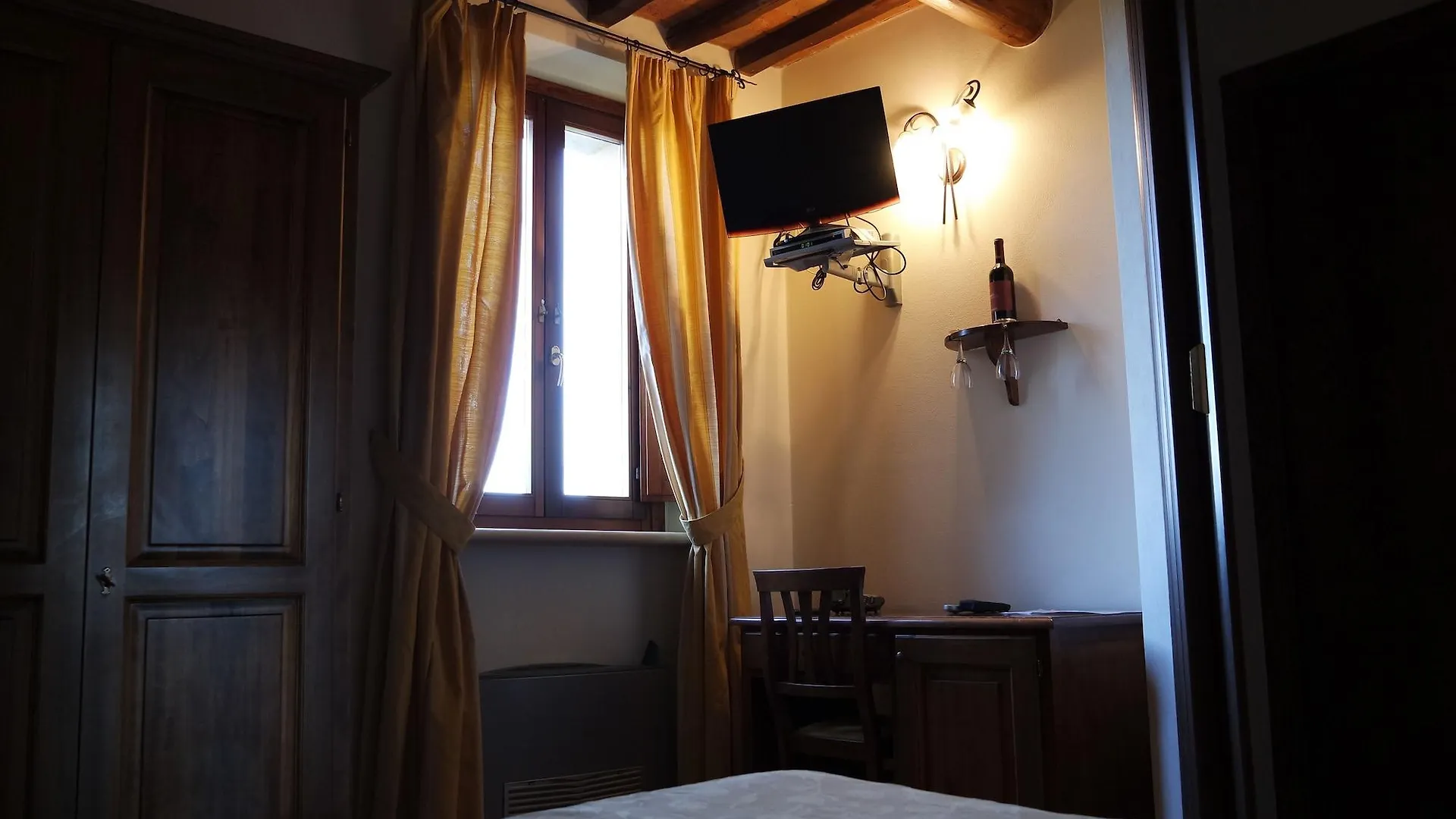 Fonte Dei Tufi Bed & Breakfast Siena 3*,  Italy