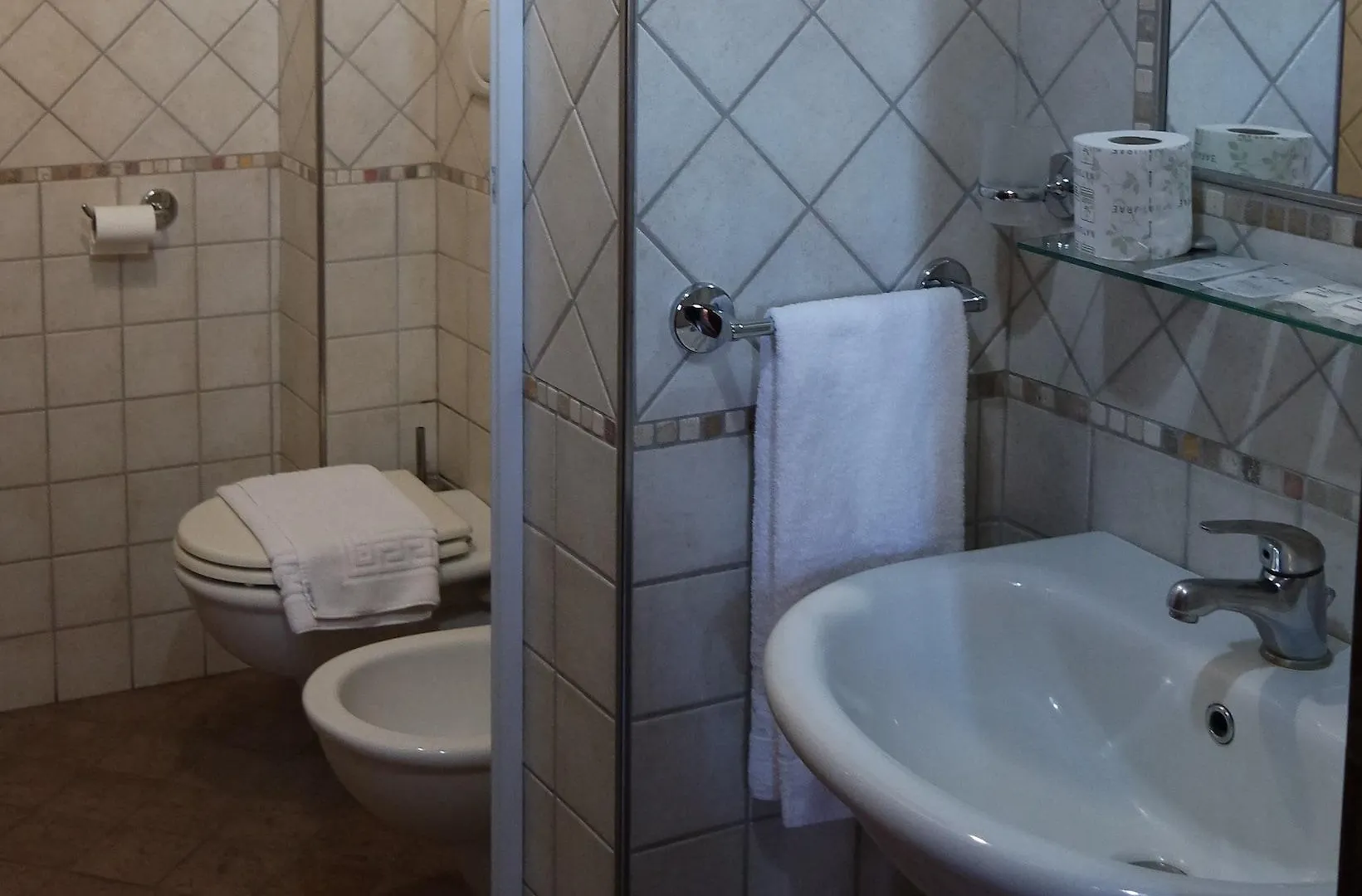 ***  Fonte Dei Tufi Bed & Breakfast Siena Italy