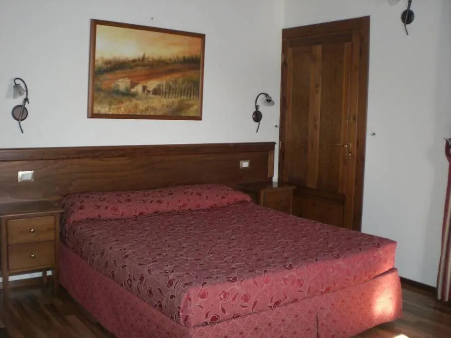 Fonte Dei Tufi Bed & Breakfast Siena