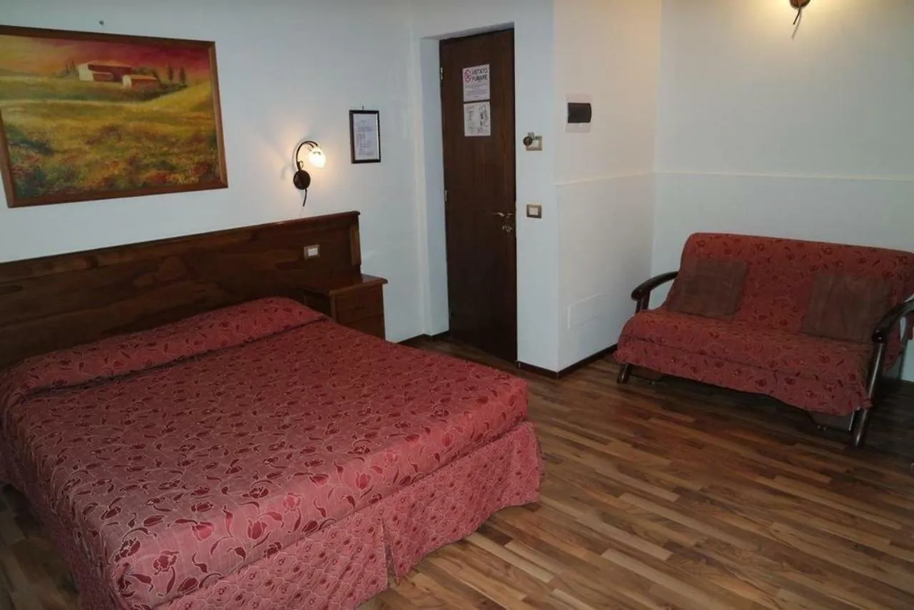 Fonte Dei Tufi Bed & Breakfast Siena 3*,