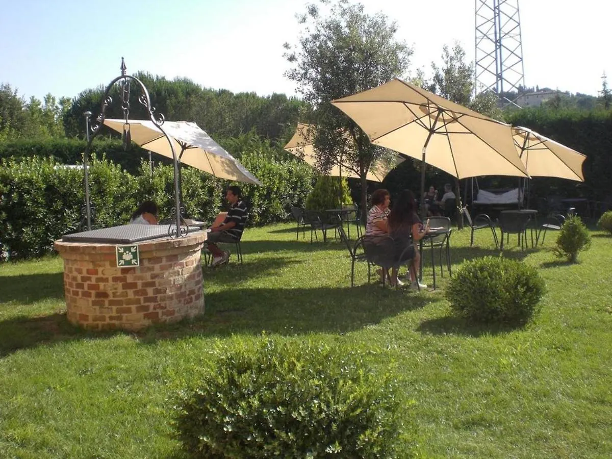 Fonte Dei Tufi Bed & Breakfast Siena