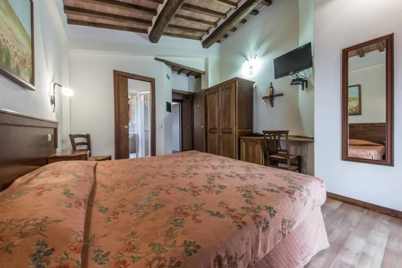 ***  Fonte Dei Tufi Bed & Breakfast Siena Italy