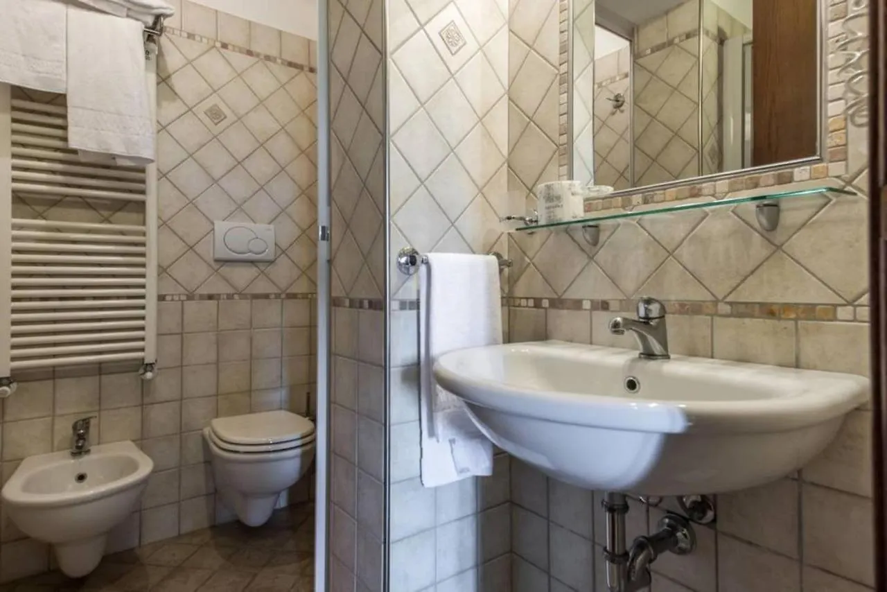 Fonte Dei Tufi Bed & Breakfast Siena 3*,  Italy